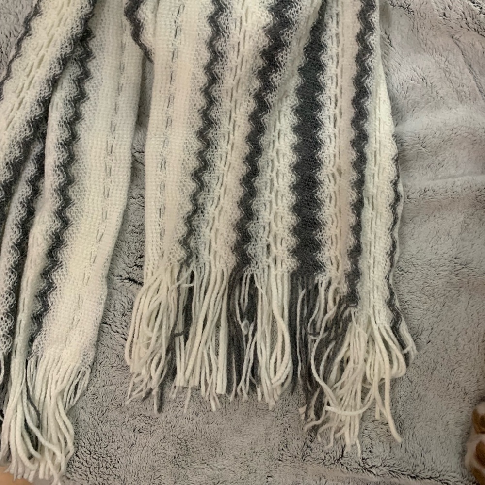 Fringe Scarf - Picture 2 of 2